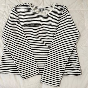 Long sleeve, light weight sweatshirt